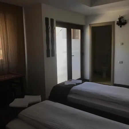 Casa Vlahilor Hotel